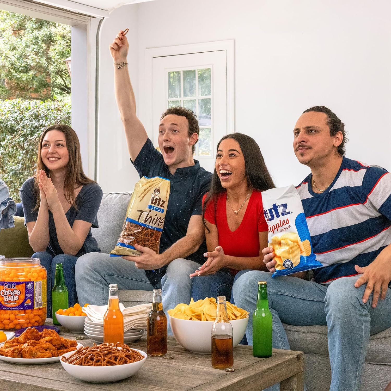 Utz Mixed Minis ® Pretzels, Garlic Butter - Image 3